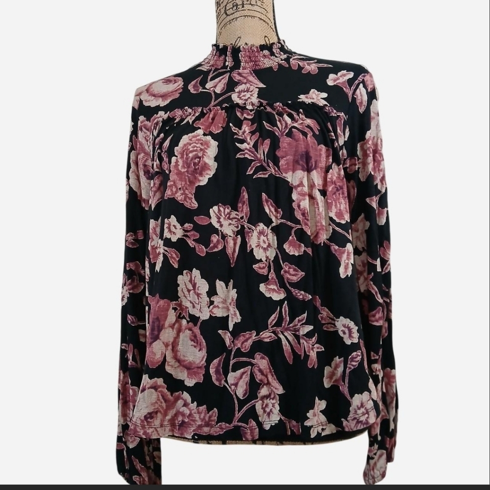 Lucky Brand Black Pink Floral Smocked Mock Neck Blouse Top Shirt Medium